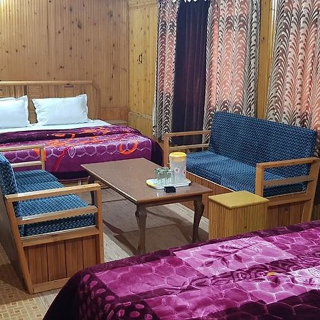 Hotel Kassal Heights Patnitop Exteriér fotografie
