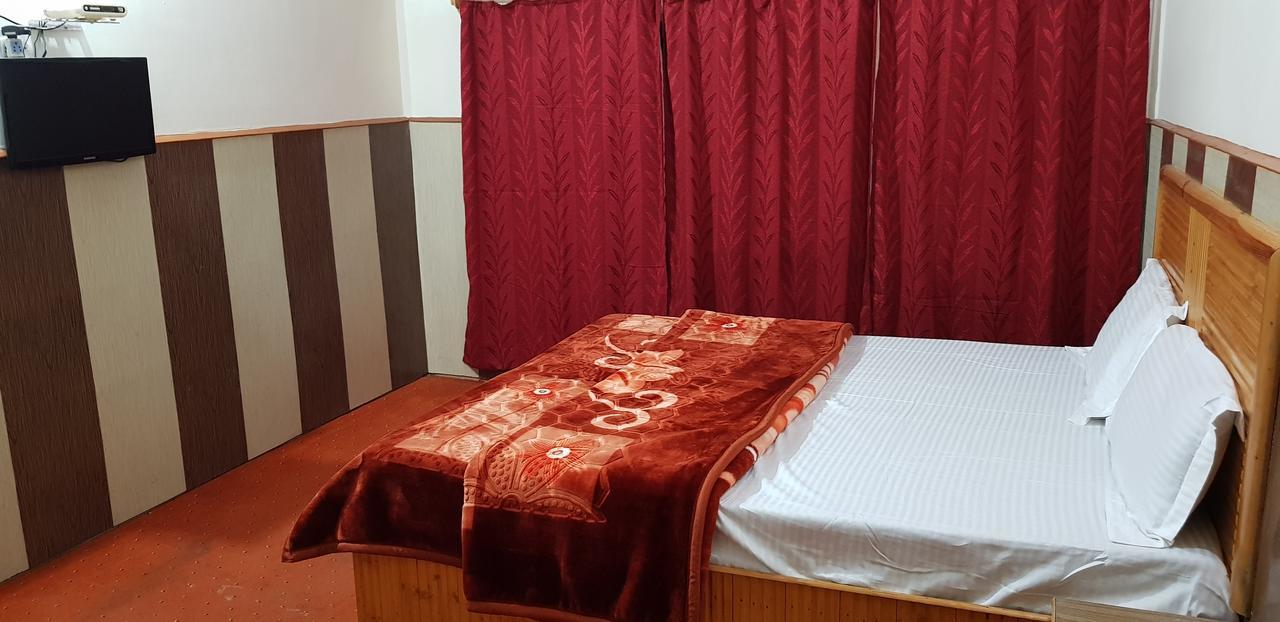Hotel Kassal Heights Patnitop Exteriér fotografie